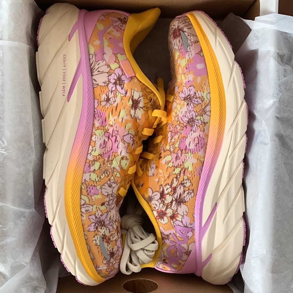 Hoka x Free People Clifton 8 Womens